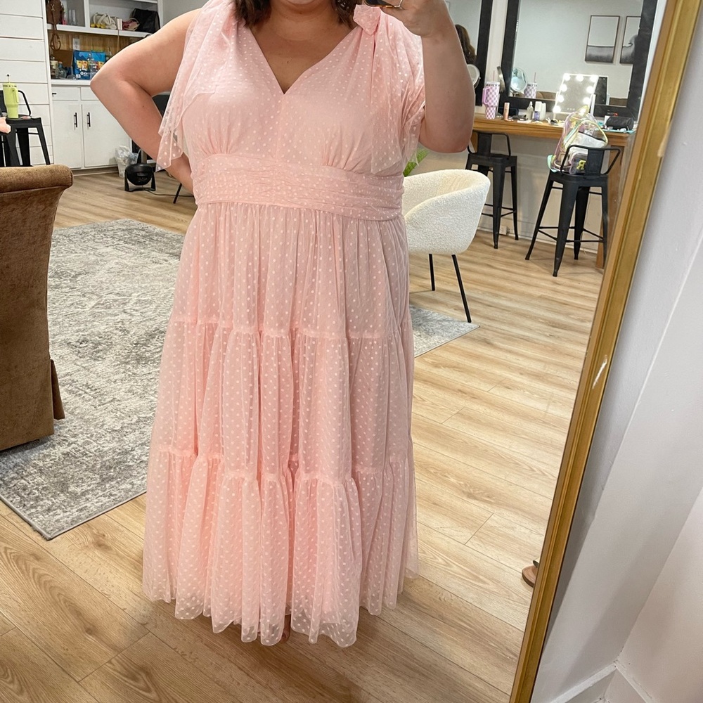 JessaKae Jeanne Dress in light pink size 5X. No Alterations, worn twice.